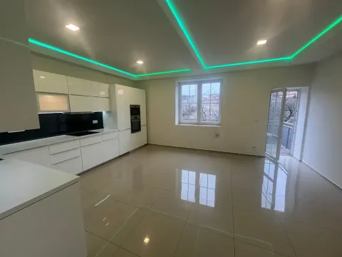 Pronájem bytu 4+kk, Praha - Smíchov, Plzeňská, 95 m2