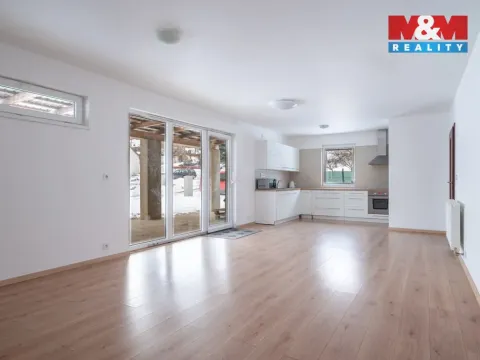 Prodej rodinného domu, Šumavské Hoštice, 316 m2