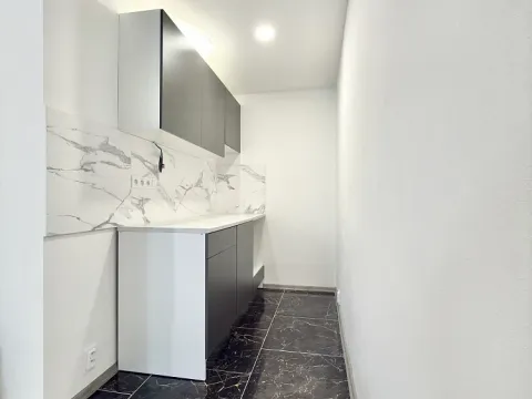 Prodej bytu 2+kk, Ústí nad Labem - Krásné Březno, Dvojdomí, 47 m2