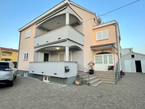 Prodej rodinného domu, Vrsi, Chorvatsko, Ulica Velikog jaza, 260 m2