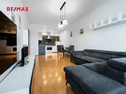 Pronájem bytu 2+kk, Kolín, Mlýnská, 57 m2