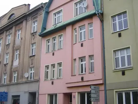 Pronájem bytu 1+1, Děčín, Podmokelská, 40 m2