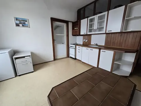 Prodej bytu 3+1, Jihlava, Gorkého, 82 m2