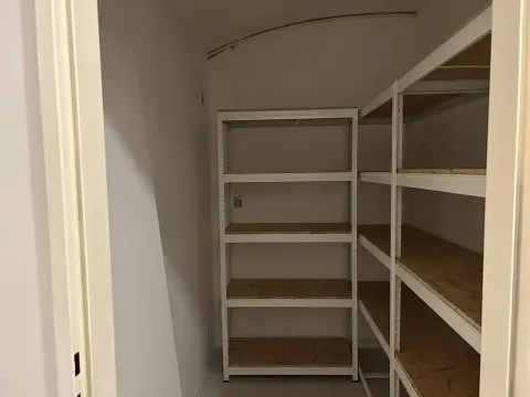 Prodej - jiné, Praha - Vinohrady, Záhřebská, 4 m2