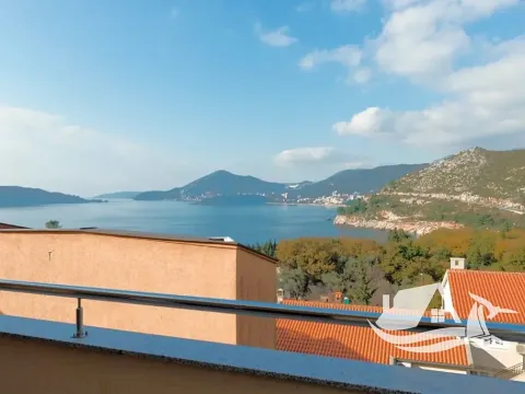 Prodej bytu 3+kk, Kamenovo, Černá Hora, 95 m2