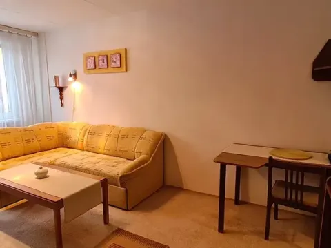 Pronájem bytu 2+kk, Praha - Kamýk, Cuřínova, 43 m2