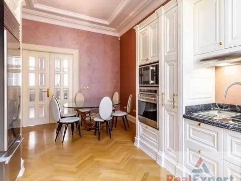 Prodej bytu 4+kk, Praha - Staré Město, Veleslavínova, 136 m2