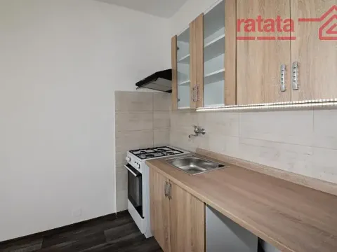 Pronájem bytu 1+1, Chomutov, Jirkovská, 35 m2