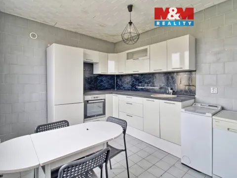 Prodej bytu 2+1, Chomutov, Jirkovská, 61 m2