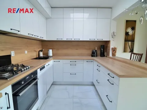 Prodej vícegeneračního domu, Praha - Motol, Hamsíkova, 395 m2