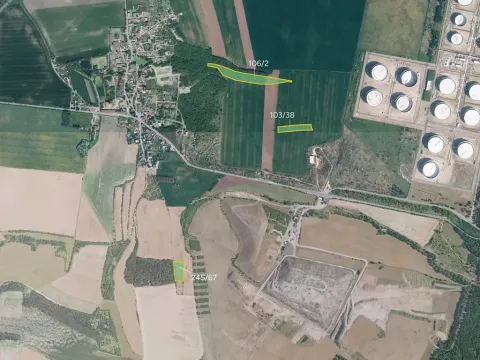 Prodej pole, Uhy, 25049 m2