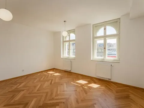Pronájem bytu 2+kk, Praha - Žižkov, Seifertova, 41 m2