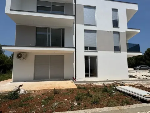 Prodej bytu 3+kk, Ližnjan, Chorvatsko, 72 m2