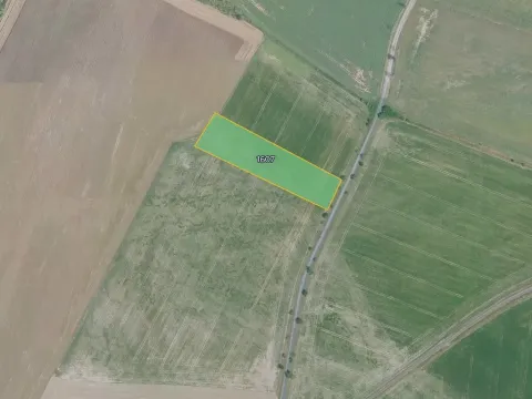 Prodej pole, Bobnice, 4388 m2