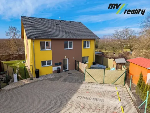 Prodej bytu 3+kk, Chotětov, 71 m2
