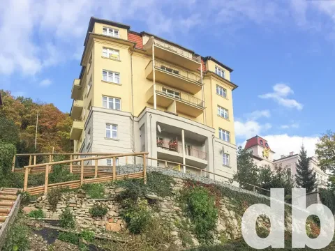 Pronájem bytu 3+1, Karlovy Vary, Na Vyhlídce, 90 m2
