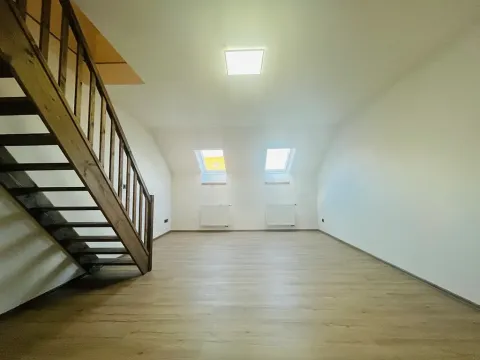 Pronájem bytu 3+kk, Praha, 85 m2