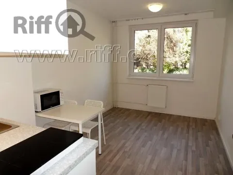 Pronájem bytu 1+kk, Brno, Libušino údolí, 18 m2