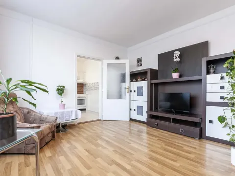 Prodej bytu 3+1, Praha - Hlubočepy, Lamačova, 62 m2