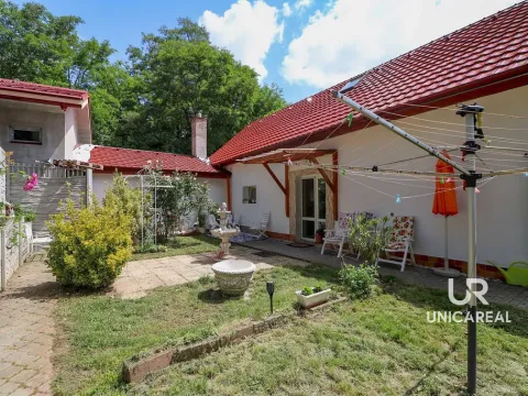 Prodej chaty, Ořechov, 250 m2