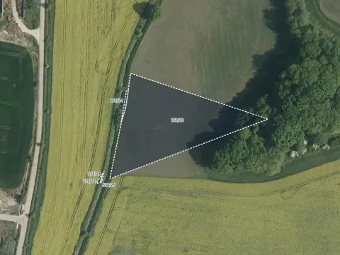 Prodej pole, Třebosice, 7419 m2