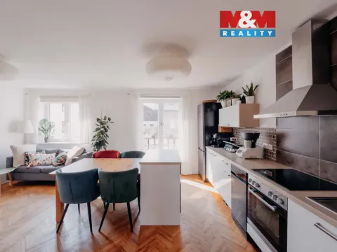 Prodej bytu 3+kk, Držkov, 85 m2