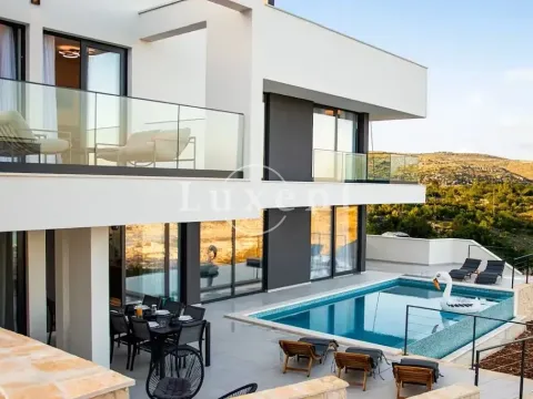 Prodej rodinného domu, Trogir, Chorvatsko, 320 m2