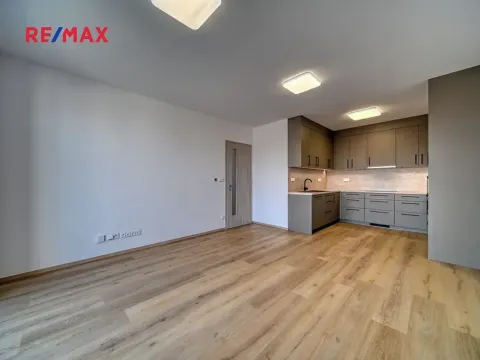 Pronájem bytu 2+kk, Nymburk, Bobnická, 52 m2