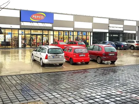 Prodej obchodního prostoru, Lanškroun, Dvořákova, 1943 m2