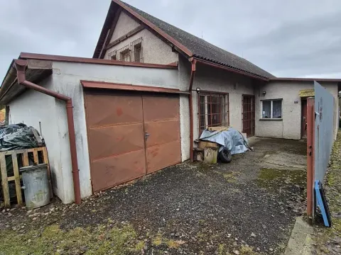 Pronájem výrobních prostor, Holoubkov, 150 m2