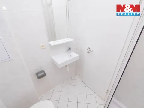 Pronájem bytu 2+kk, Praha - Strašnice, Kolovratská, 45 m2