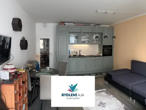 Pronájem bytu 2+kk, Praha - Vršovice, Archangelská, 59 m2