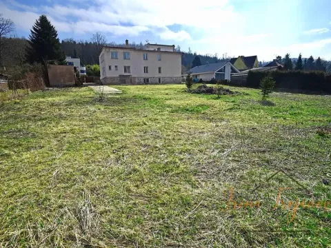 Prodej pozemku pro bydlení, Lštění, Míru, 1933 m2