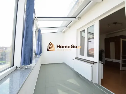 Pronájem bytu 1+1, Praha - Nusle, U gymnázia, 47 m2