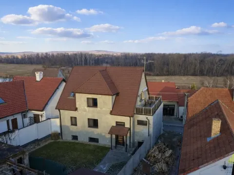 Prodej činžovního domu, Bulhary, 281 m2