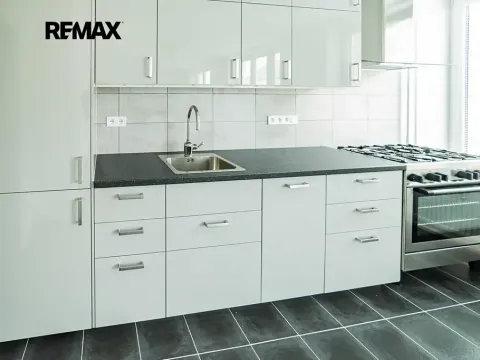 Pronájem bytu 2+kk, Jindřichův Hradec, Tovární, 61 m2