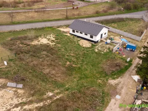 Prodej pozemku pro bydlení, Hoštka, 1297 m2