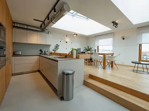 Pronájem bytu 4+kk, Praha - Holešovice, Komunardů, 200 m2