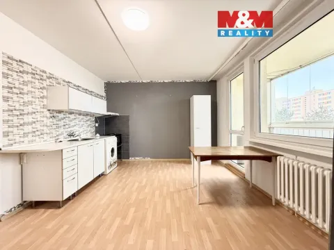 Pronájem bytu 1+kk, Praha - Troja, Lešenská, 26 m2