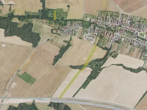 Prodej pole, Nesuchyně, 14222 m2