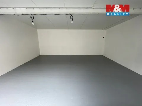 Pronájem garáže, Kopřivnice, 44 m2