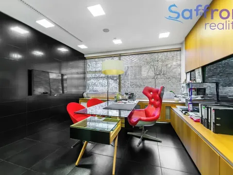 Prodej kanceláře, Praha - Smíchov, Na Zatlance, 115 m2