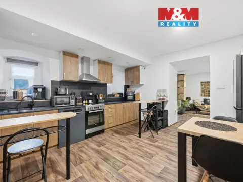 Prodej bytu 3+1, Jaroměř - Jakubské Předměstí, Palackého, 83 m2