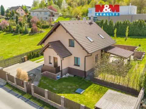 Prodej rodinného domu, Libušín, V Záhoří, 136 m2