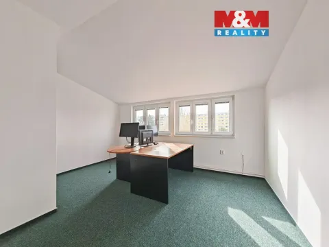 Pronájem kanceláře, Hradec Králové - Slezské Předměstí, Luční, 64 m2