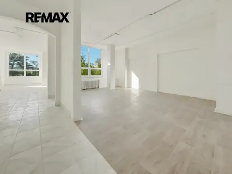 Pronájem obchodního prostoru, Nový Bor, Tř. T. G. Masaryka, 100 m2