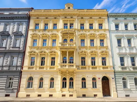 Prodej garáže, Praha - Karlín, Peckova, 16 m2