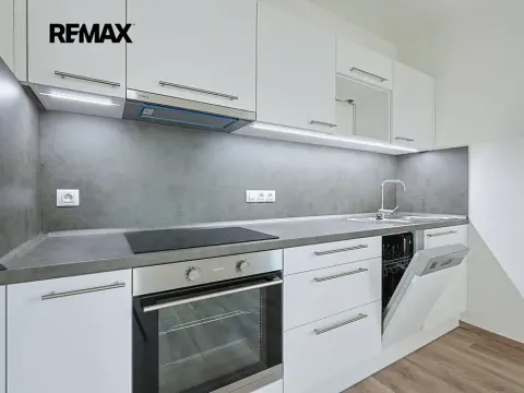 Pronájem bytu 2+kk, Plzeň, Pecháčkova, 47 m2