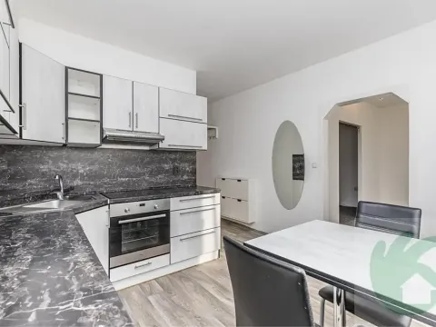 Pronájem bytu 2+kk, Neratovice, Na Výsluní, 34 m2