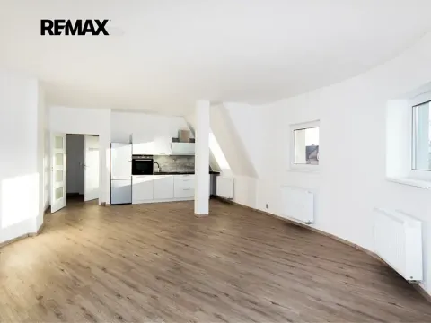 Pronájem bytu 3+kk, Ústí nad Labem, náměstí Prokopa Velikého, 86 m2